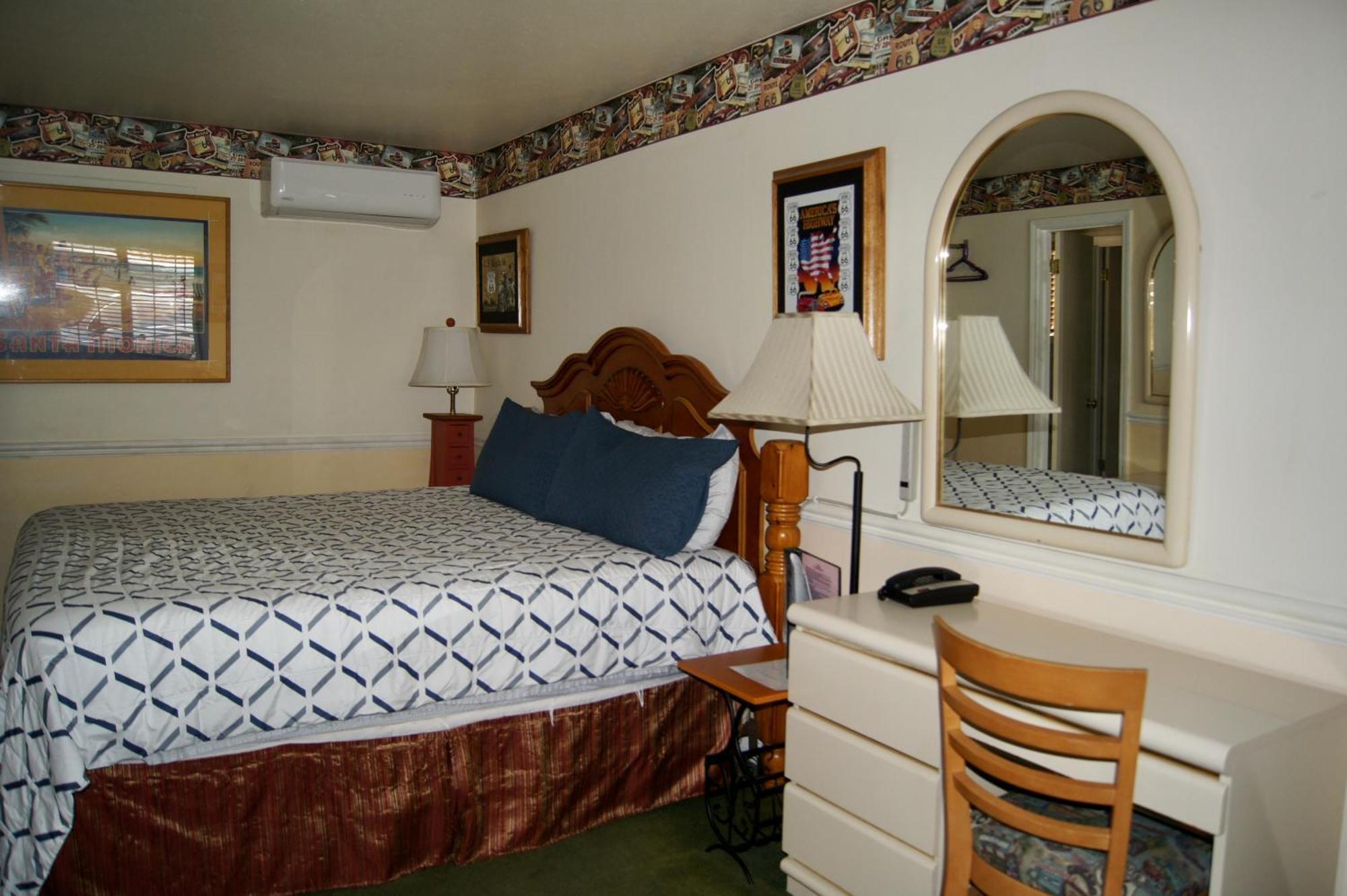 Flamingo Motel 2*